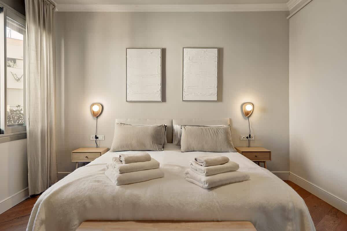 Appartement entier, Augustina's Grand Family Suite in Barcelona Upper in Barcelona Centre, Barcelone