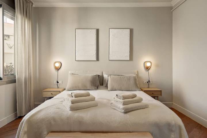 Appartement entier, Augustina's Grand Family Suite in Barcelona Upper in Barcelona Centre, Barcelone