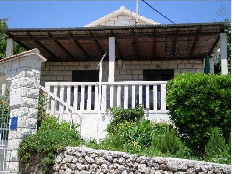 Ganze Wohnung, Ferienwohnung in Bol mit Meerblick, Terrasse, Klimaanlage, W-Lan (3757-3) in Bol, Brac