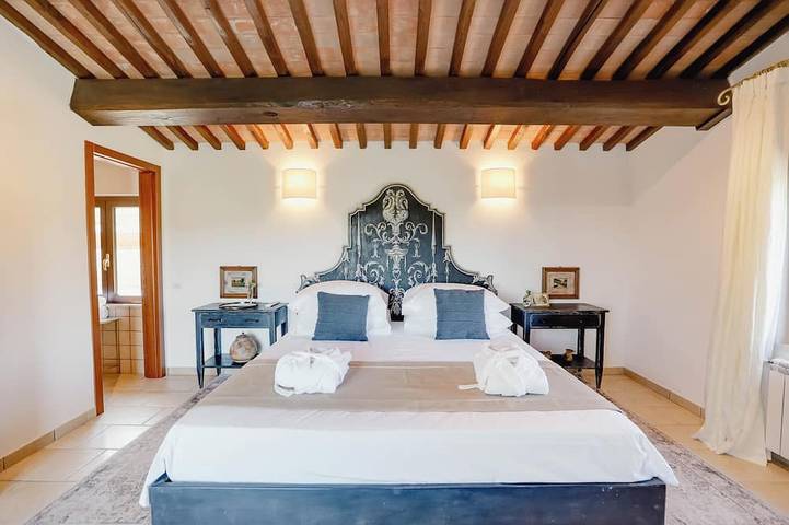 Villa Destino, Luxury Italian Villa in Umbria in Montone (Italia), Valtiberina