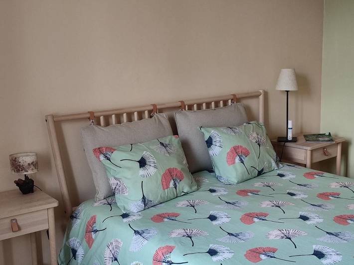 Chambre d’hôte pour 2 personnes, avec Terrasse ainsi que Jardin et Vue à Monthermé