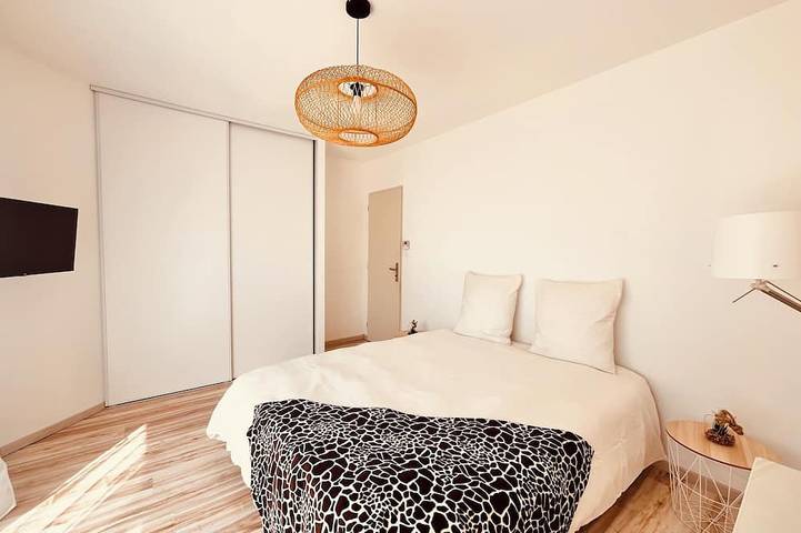 Location de vacances pour 8 personnes, avec jardin et terrasse à Générac - 4