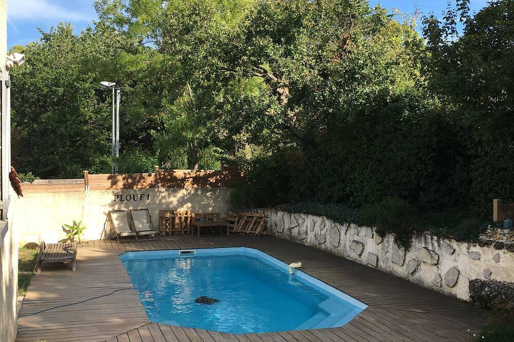 Villa Provencale Avec Piscine Privee Au Calme in Auriol, Côte méditerranéenne (France)