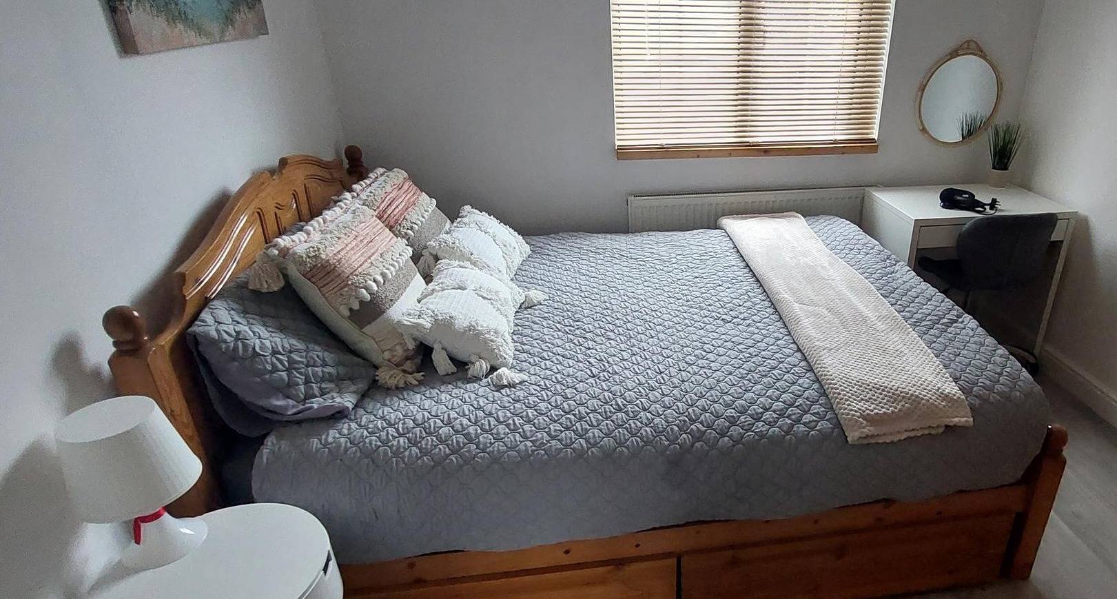 Appartement de vacances entier, Couples/Business/Family- Wifi- Parking- Sleeps 2 in Coventry, Région de Birmingham