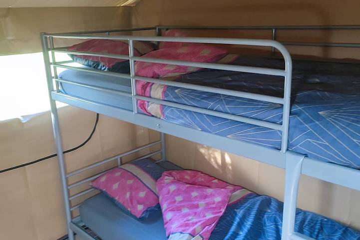 Gîte pour 4 personnes, avec piscine ainsi que jardin et terrasse à Dun (toponyme) - 4