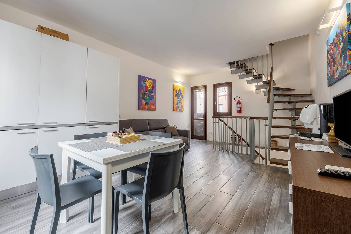 Appartement entier, Appartement 'Casa Vicolo San Giovanni' avec terrasse privée, Wi-Fi et climatisation in Palerme, Province de Palerme