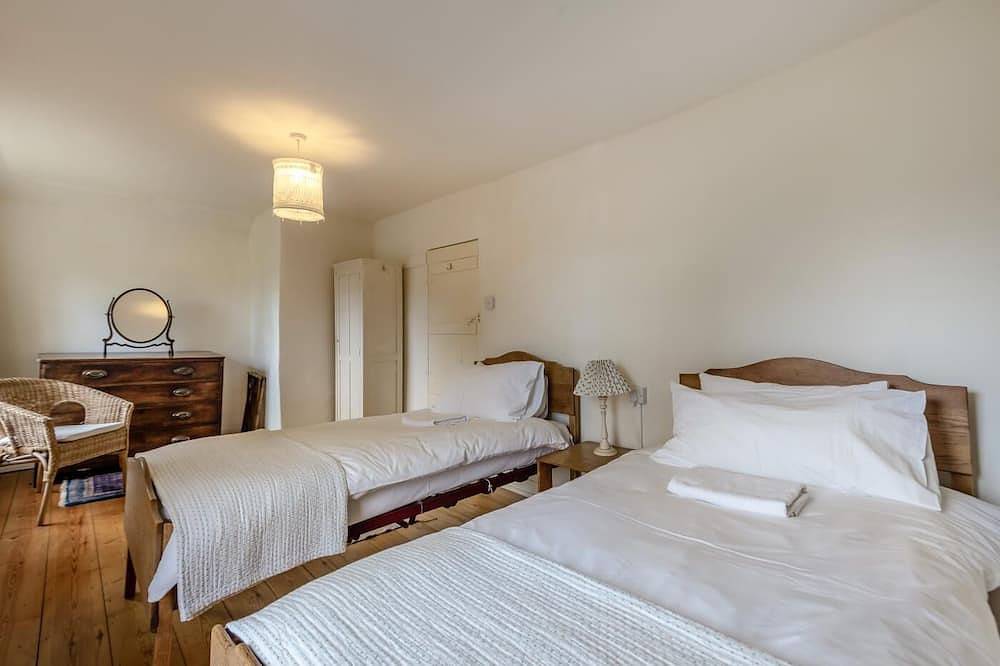 4 Bed in Lyndhurst in Lyndhurst, Hampshire