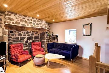 Gîte pour 2 personnes, avec jardin, animaux acceptés dans Raulhac