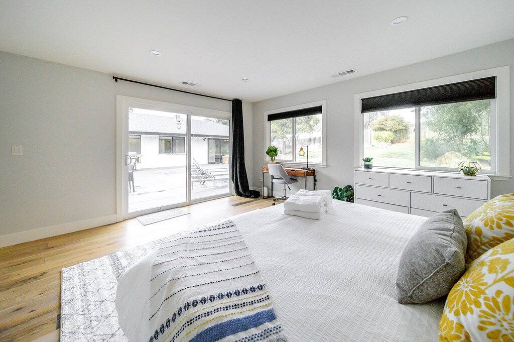 The Estate at Sycamore- Sonoma Wine County Retreat in Santa Rosa, California North Coast