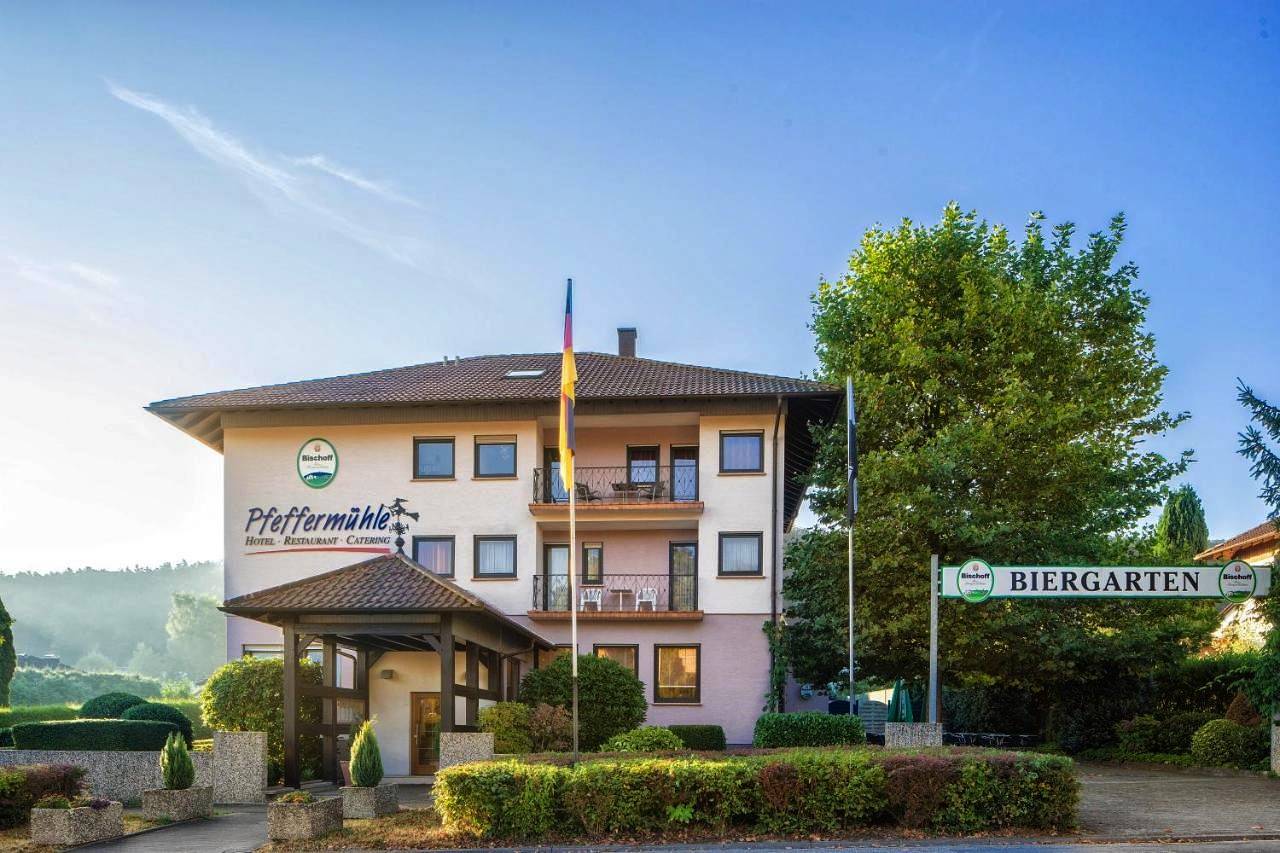 Hotel & Flammerie Pfeffermühle in Landstuhl, Saar-Nahe-Bergland