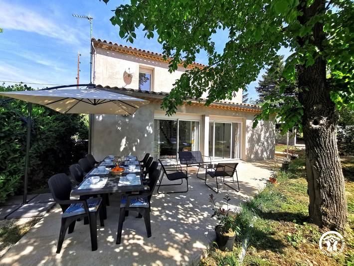 Gîte pour 8 personnes, avec Terrasse et Jardin
