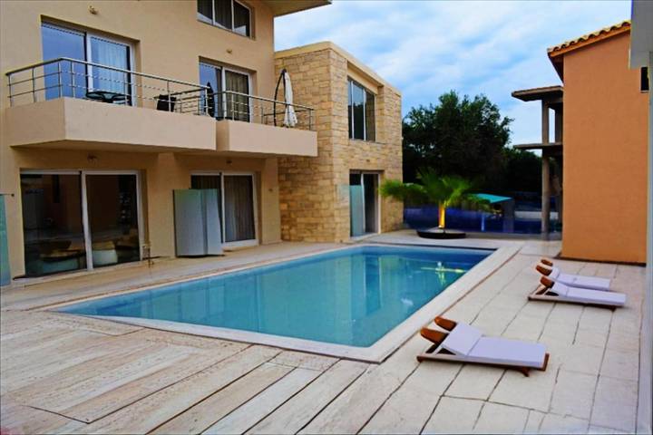 Appart’hôtel pour 2 personnes, avec jardin et vue