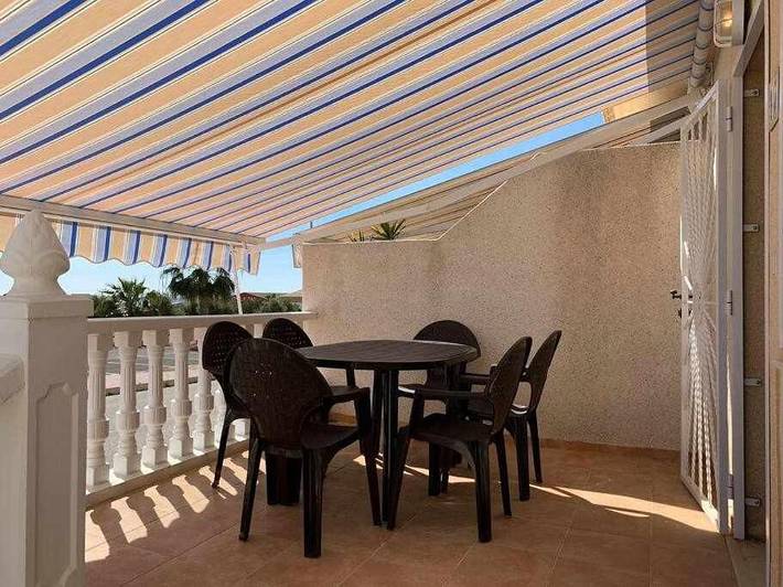 Gîte pour 4 personnes, avec terrasse et piscine ainsi que vue sur le lac et jardin dans Ciudad Quesada - 4