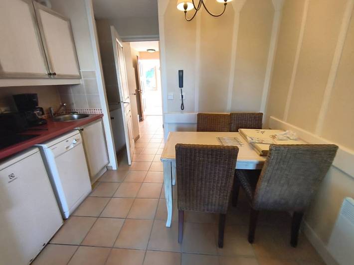 Studio entier, Studio calme, terrasse privative - 4 pers. in Urrugne, Région de Bayonne