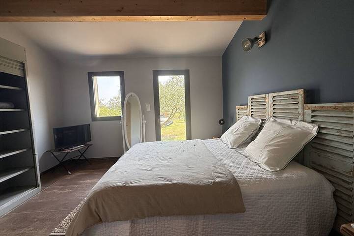 Villa piscine 8 pers. vue Ventoux au cœur des vignes. in Caromb, Parc naturel régional du Mont-Ventoux