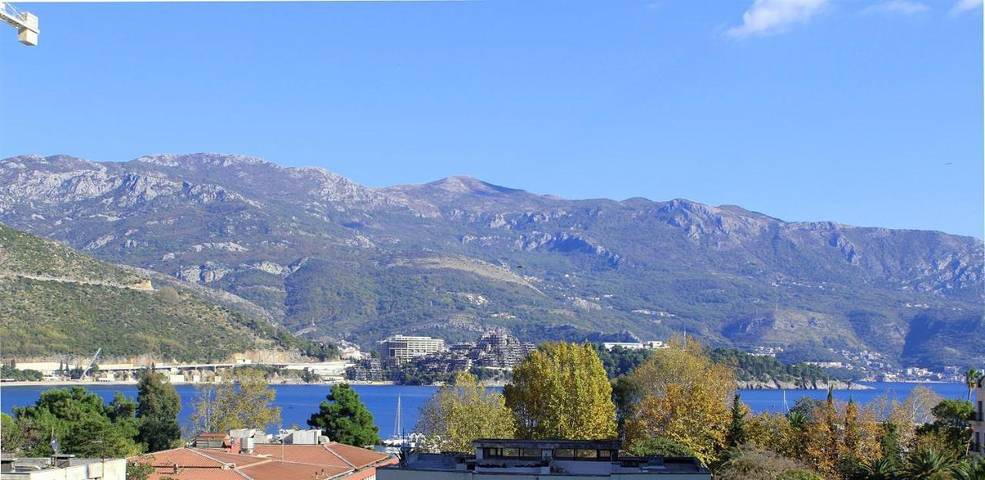Ferienwohnung für 2 Personen, mit Balkon in Budva - 2