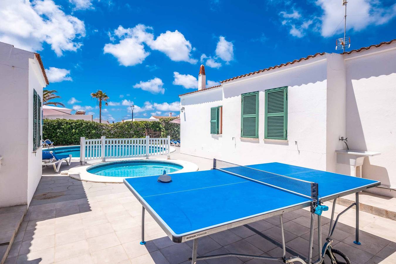 Villa pour 10 personnes avec terrasse in Cala Blanes, Ciutadella