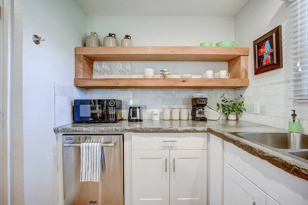 Artistic Escape - 2Br/2Bath - Dog Friendly in Lubbock, Lubbock County