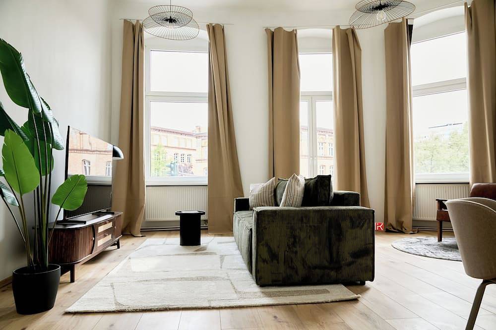 Ganze Wohnung, Design Apartment Berlin Mitte mit Balkon in Wedding Berlin, Berlin