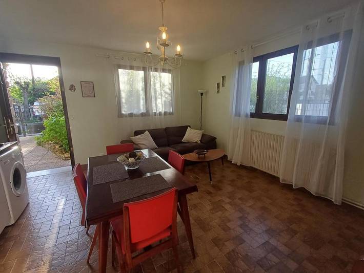 Gîte pour 4 personnes, avec vue et jardin, animaux acceptés à Paray-Vieille-Poste - 3