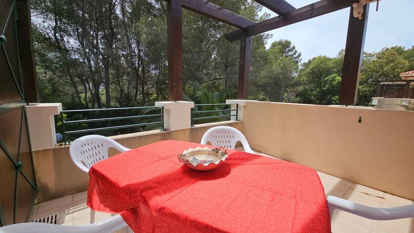 Gîte pour 4 personnes, avec jardin et piscine dans Boulouris - 3