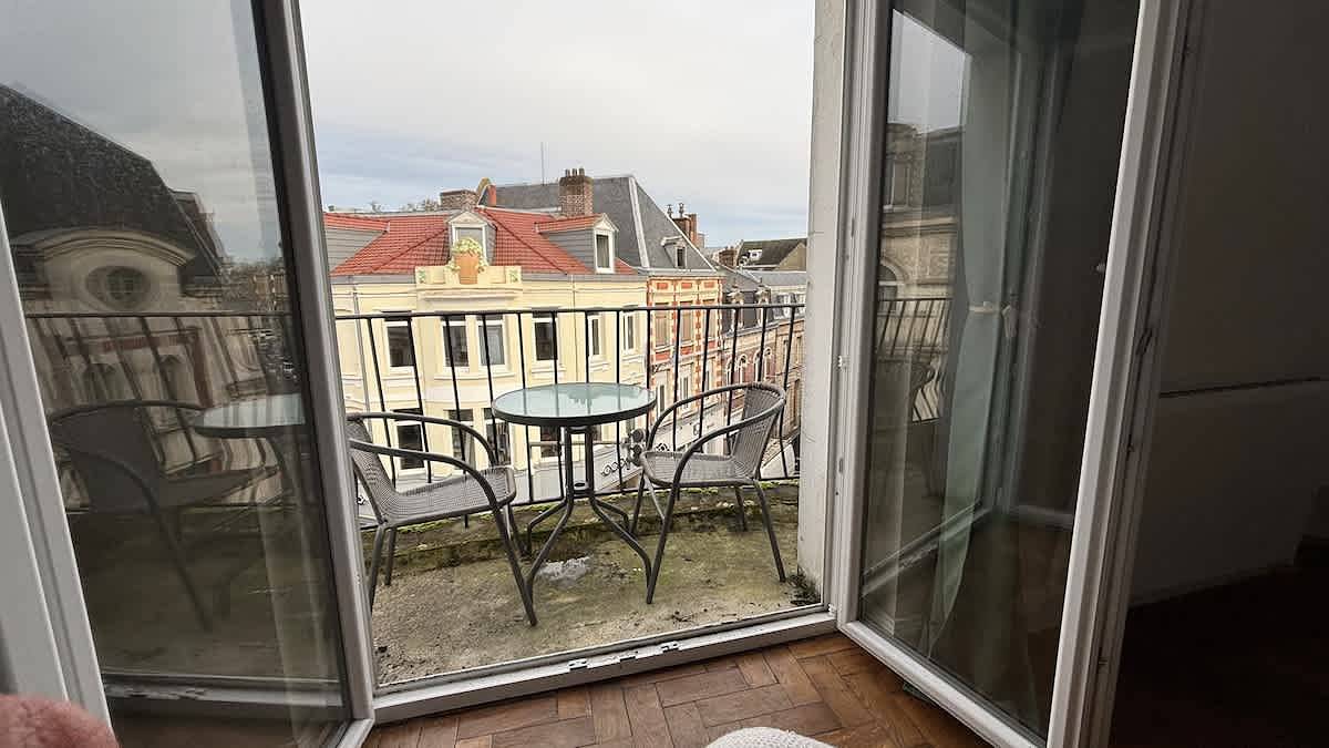 Appartement entier, Appartement central avec balcon in Arras, Région d'Arras