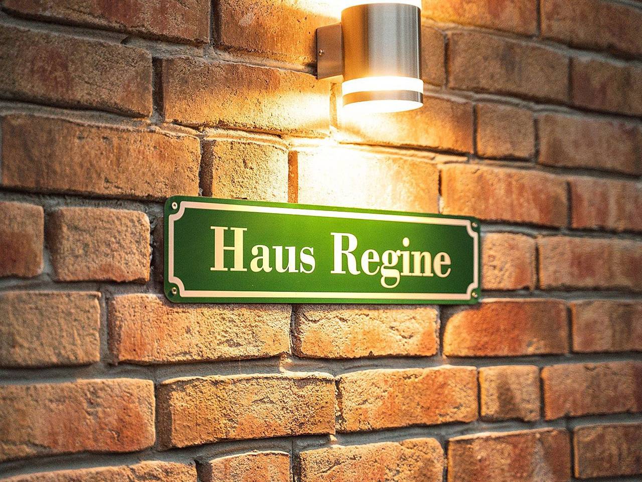 Ferienhaus Regine am See mit Privatstrand in Aurich, Landkreis Aurich
