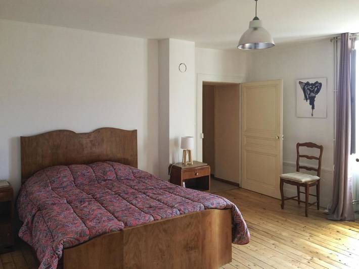 Location de vacances pour 5 personnes, avec vue et jardin dans Mesnay - 4