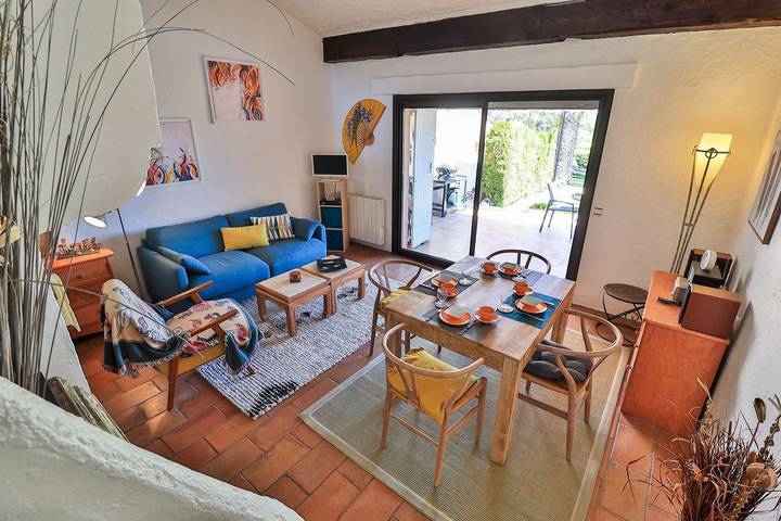 Location de vacances pour 3 personnes, avec piscine et jardin à Saint-Raphaël - 4