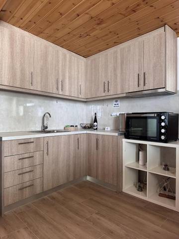 Gîte pour 3 personnes, avec vue et terrasse, animaux acceptés dans Leonidion