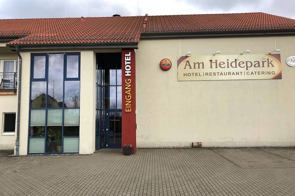 Hotel Am Heidepark - Doppelzimmer, Dusche oder Bad, Wc in Dippoldiswalde, Osterzgebirge