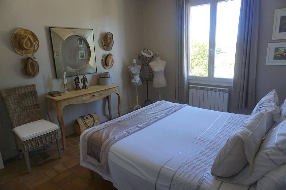 Villa met airconditioning, privézwembad en uitzicht op het platteland in Flayosc, Draguignan en omgeving