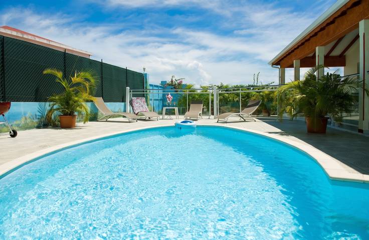 Villa für 6 Personen, mit Terrasse und Pool - 1