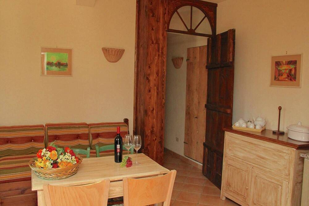 Casa rural en Marsciano con piscina y barbacoa in Marsciano, Provincia de Perugia