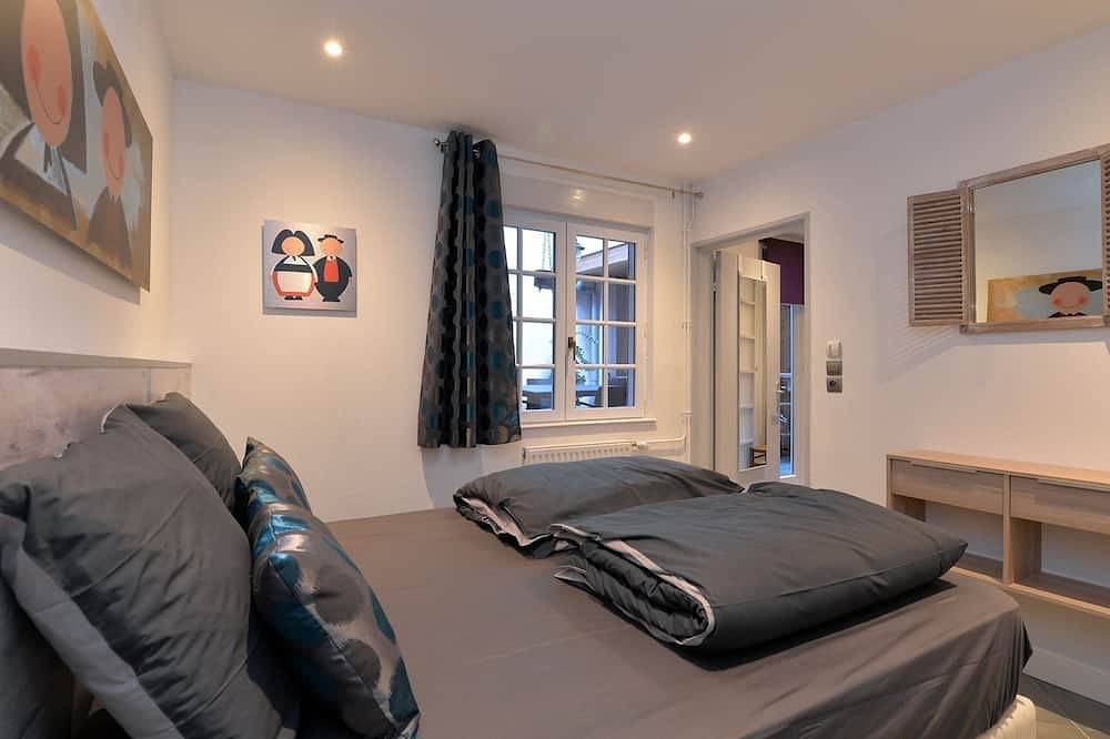 Entire apartment, Apartment-Superior-Ensuite with Shower in Ribeauvillé, Parc naturel régional des Ballons des Vosges