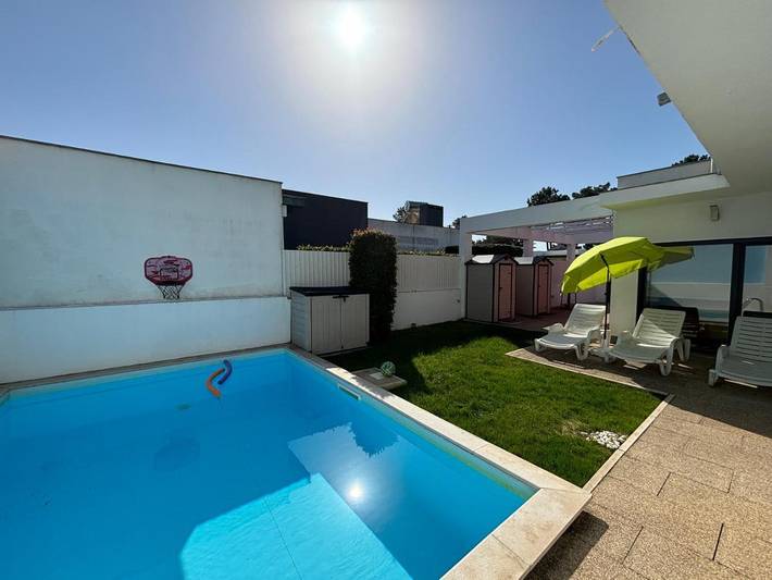 Villa para 6 pessoas, com piscina e jardim em Azeitão