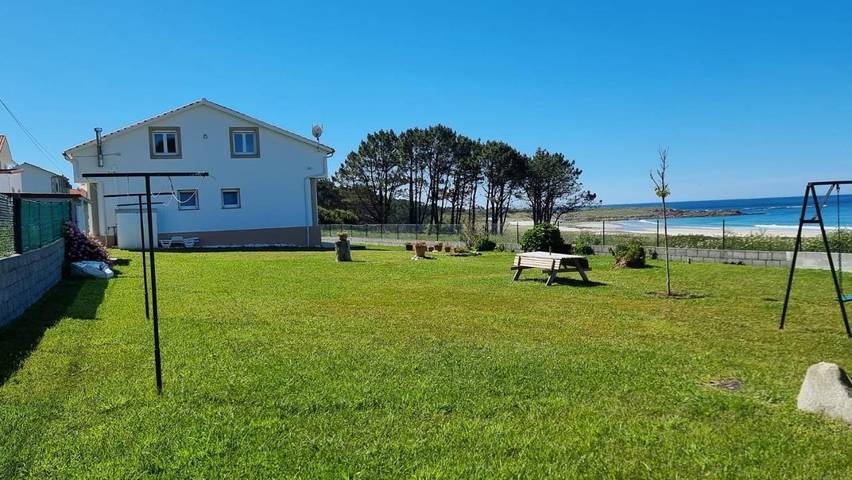 Apartamento de vacaciones para 4 personas, con jardín y vistas - 1