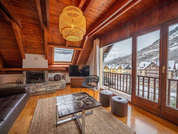 Gîte pour 10 personnes, avec balcon dans Vielha - 3