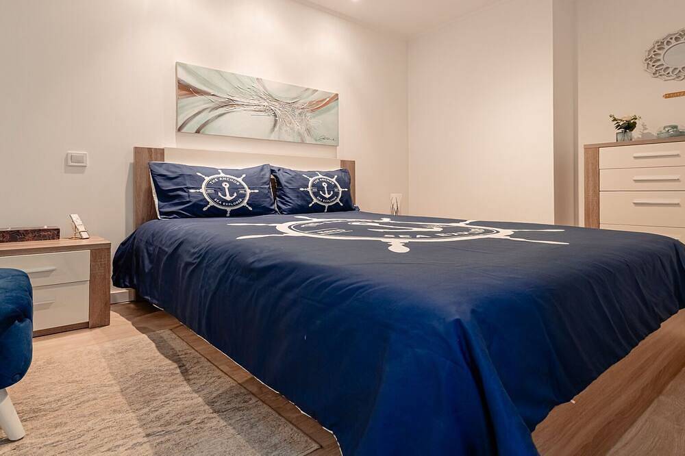 Apartamento entero, Bañado en luz natural, ofrece vistas panorámicas in Seixal, Halbinsel von Setúbal