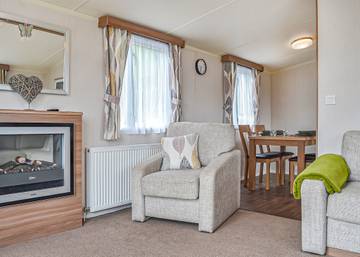 Caravan for 4 People in Dolgellau, Gwynedd, Photo 4