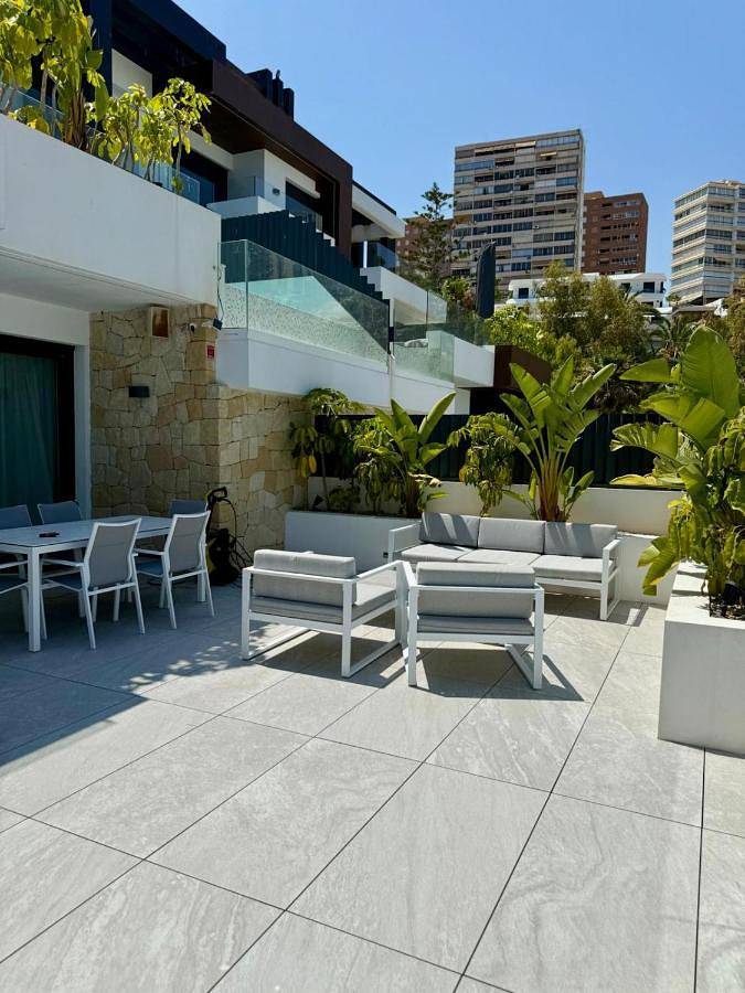 Villa pour 8 personnes, avec vue et bassin pour enfant ainsi que terrasse et piscine, animaux acceptés à Benidorm - 2