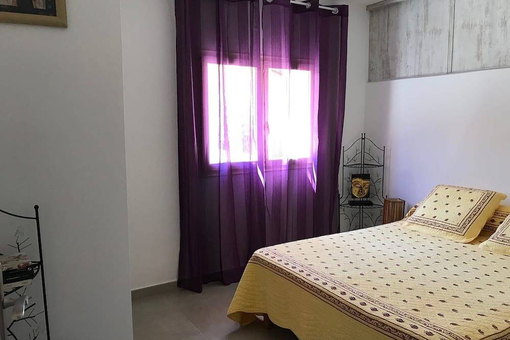 Appartement entier, 2 pièces dans villa, calme, vue mer, proximité plages et centre ville in Propriano, Arrondissement de Sartène