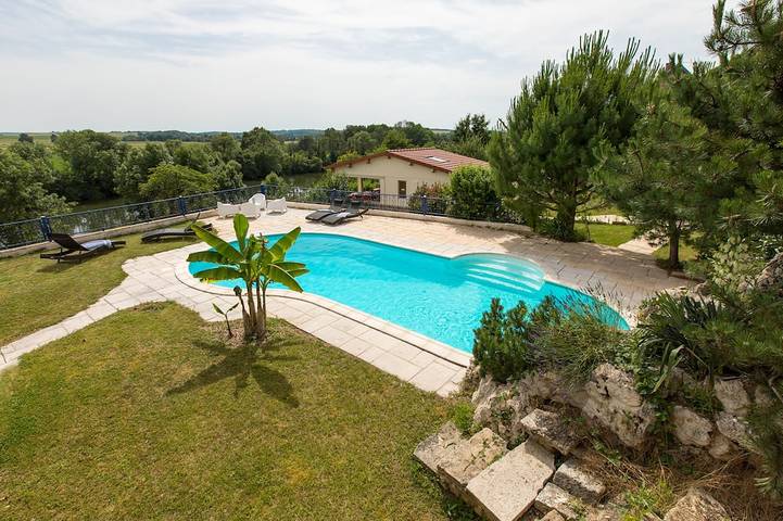 Location de vacances pour 10 personnes, avec Jardin dans Autet