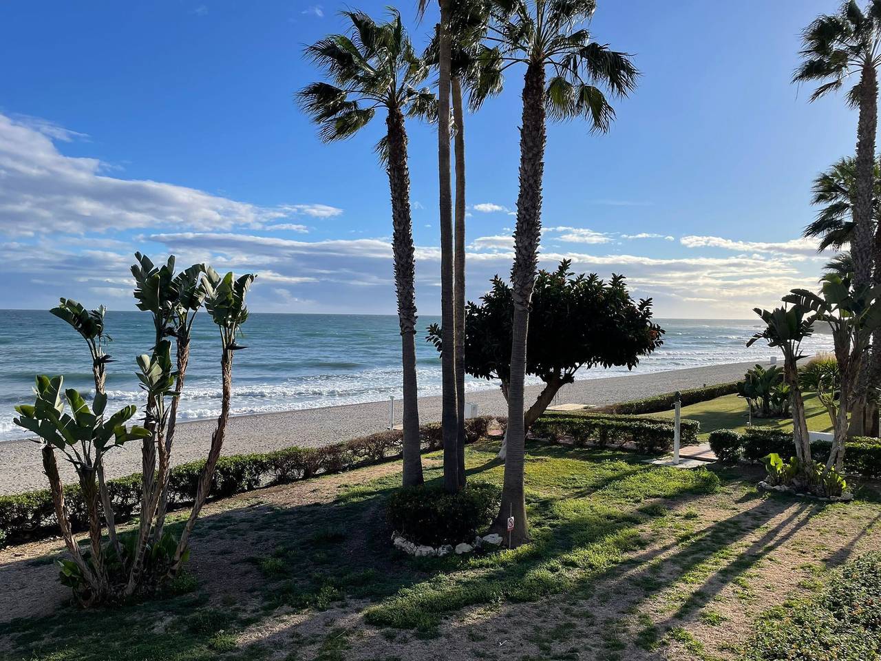 Vakantieappartement 'Maria' met Zeezicht, Wi-Fi en Airconditioning in Torrox Costa, Torrox