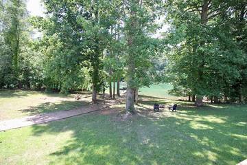 Vacation House for 7 Guests in Lake Lanier, Hall County, Picture 1