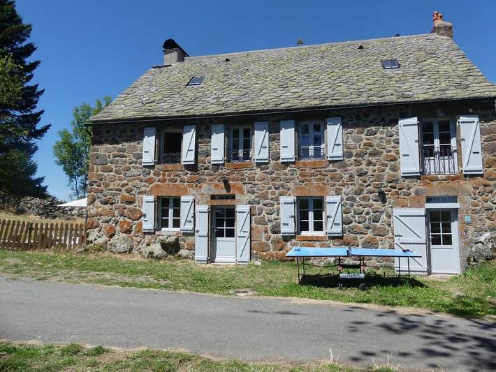 Location de vacances pour 8 personnes, avec jardin et vue à Dienne