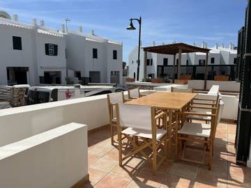 Ferienhaus in Es Mercadal, Menorcas Küste für 5 