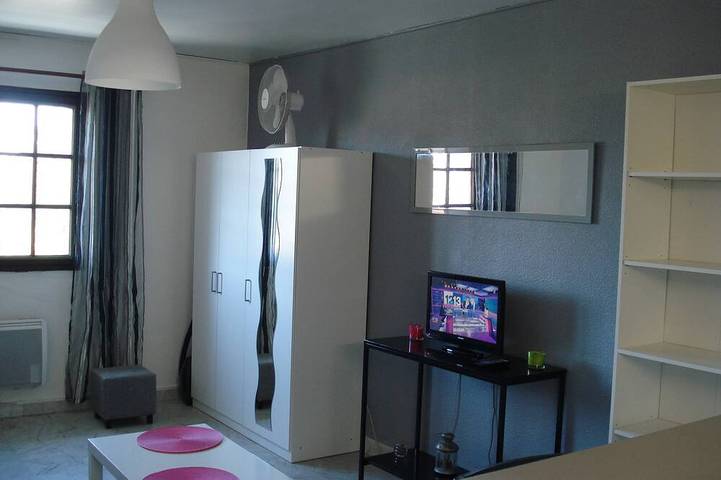 Appartement de vacances pour 2 personnes, avec jardin à Carcassonne