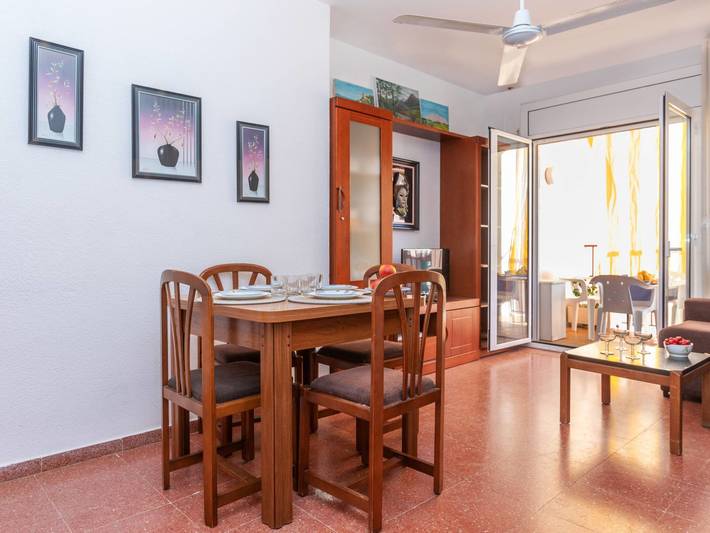 Location de vacances pour 6 personnes, avec Balcon et Terrasse à Calafell