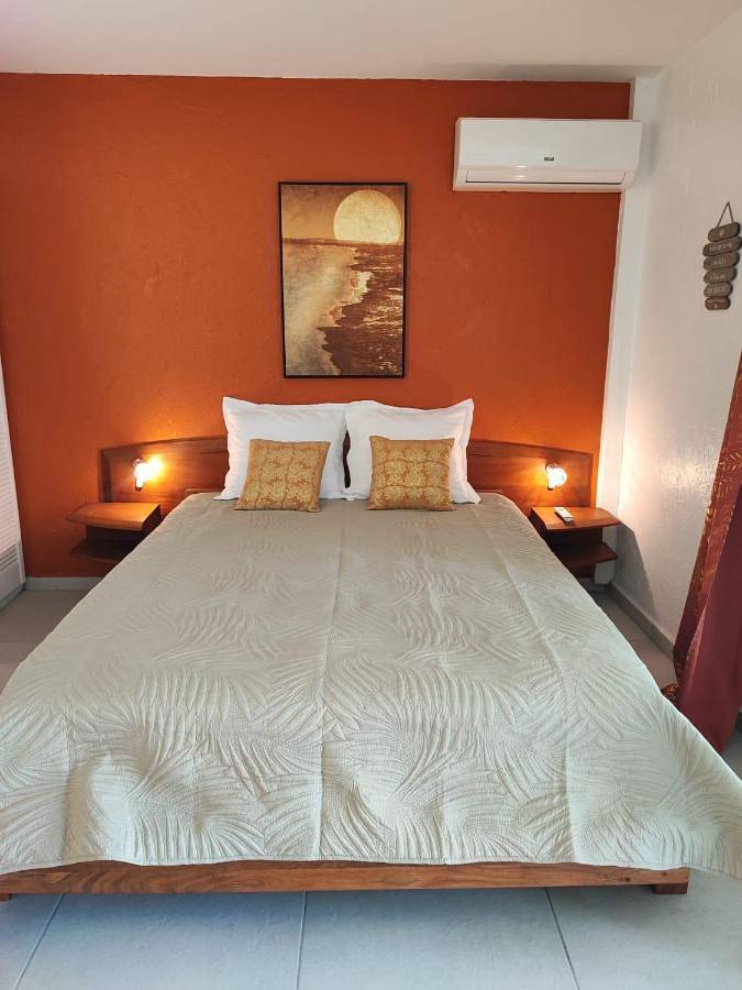 Appartement de vacances pour 2 personnes, avec jardin ainsi que terrasse et piscine